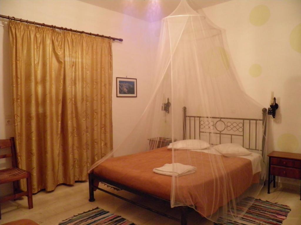 Hotel Mirsini Pansion Karterados  Zimmer foto