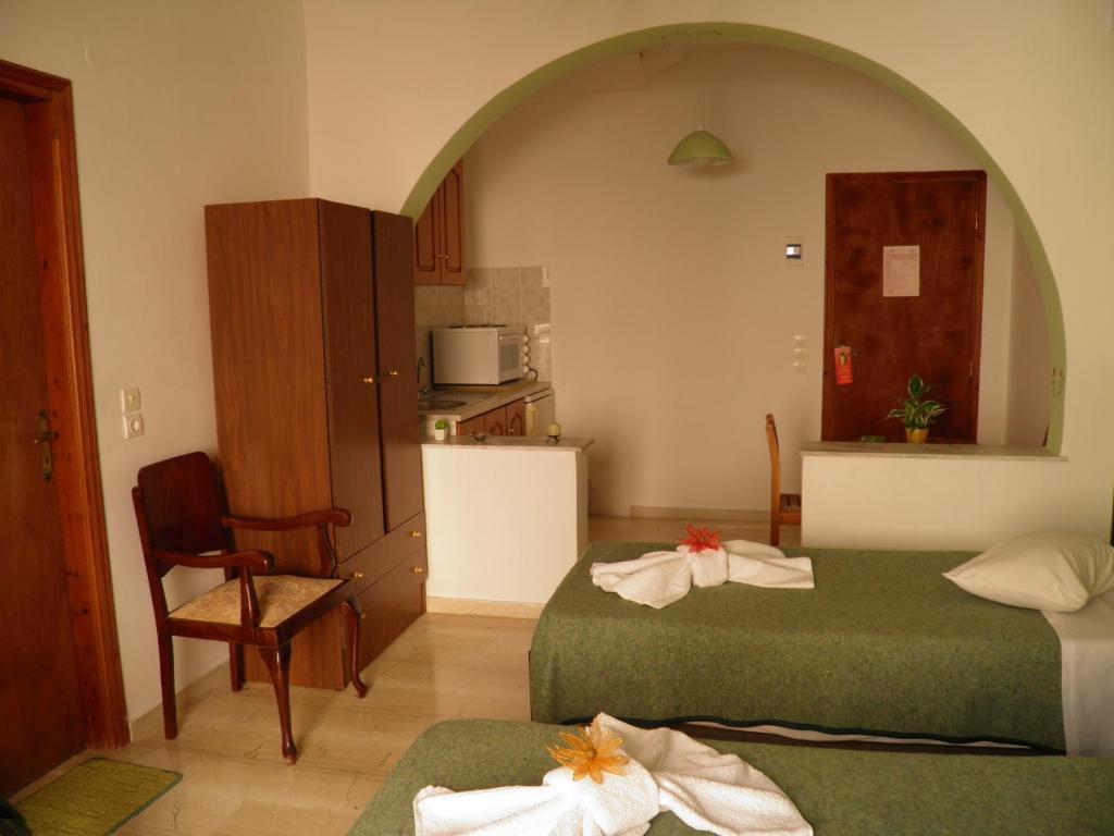 Hotel Mirsini Pansion Karterados  Zimmer foto