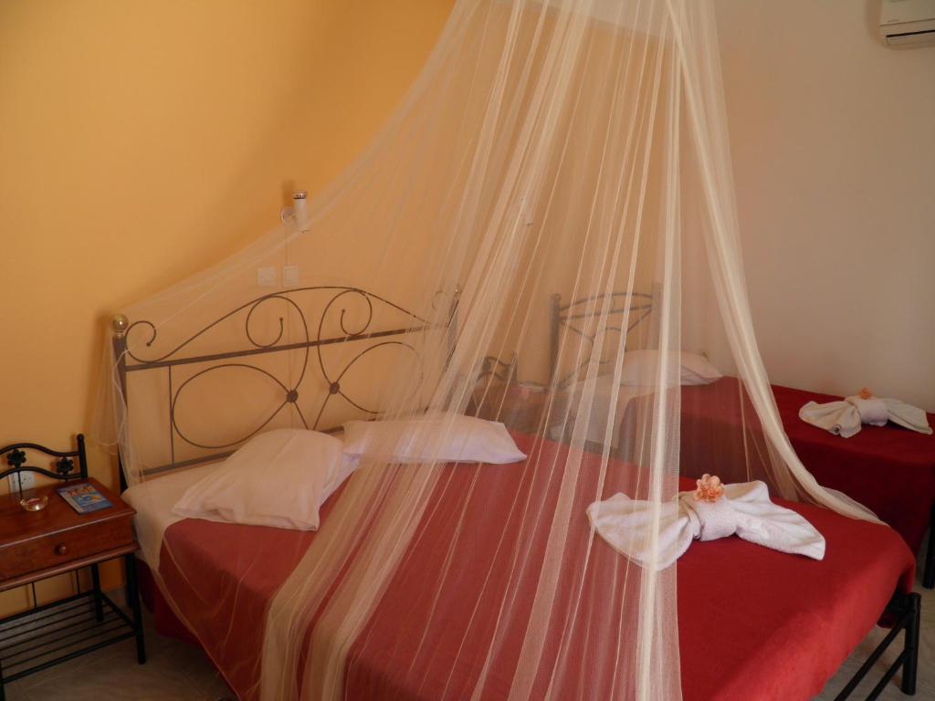 Hotel Mirsini Pansion Karterados  Zimmer foto